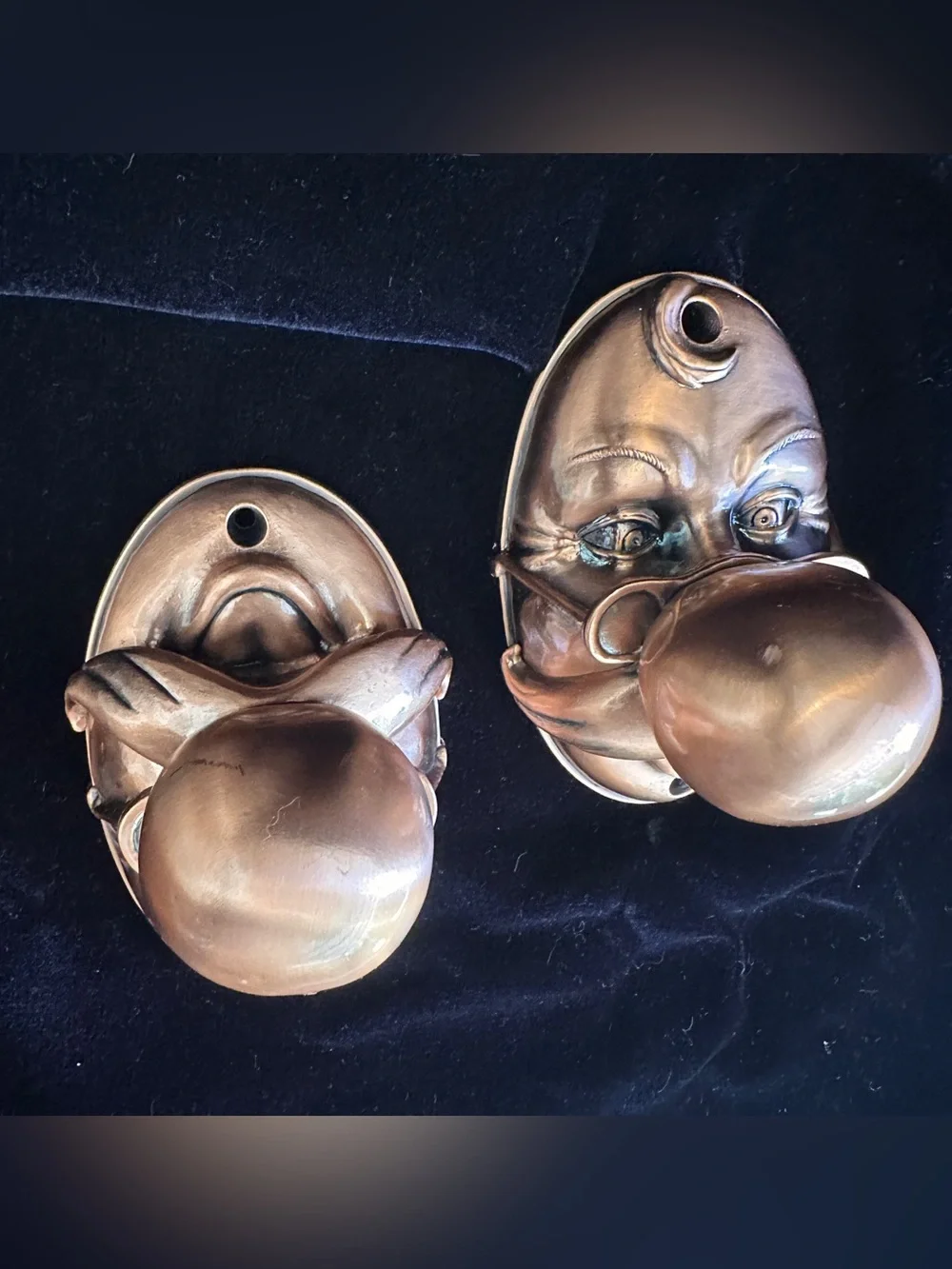 Bronze-Finish Decorative Face Wall Hooks/knobs - Set of 2